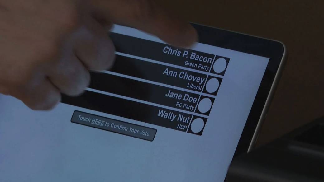 Click to play video: 'Digital voting for Nova Scotia by-election on radar of Elections Canada'