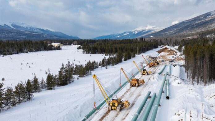 Canada's first new oil pipeline in decades starts operating