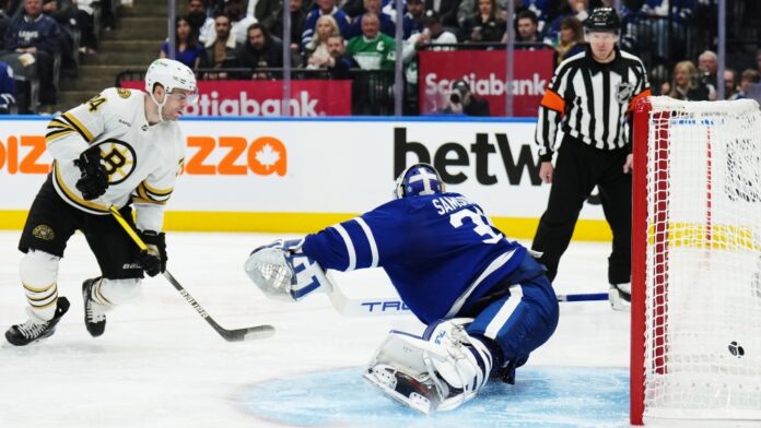 Maple Leafs fall to Bruins in Game 3