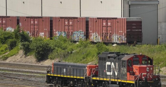 CN train derailment near Hinton, Alta., prompts TSB investigation - Edmonton